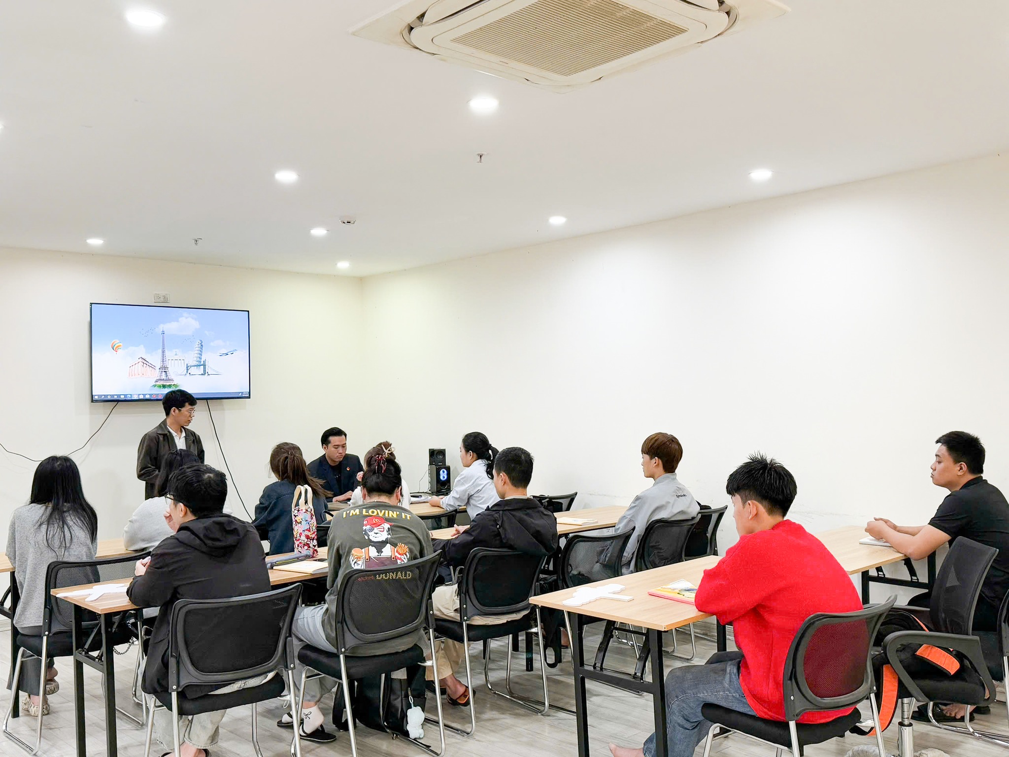 Cơ sở vật chất hiện đại